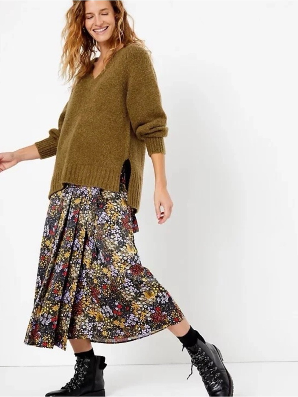 Marks and Spencer - Per Una Floral Pleated Midi Skirt in Black-Multicolor